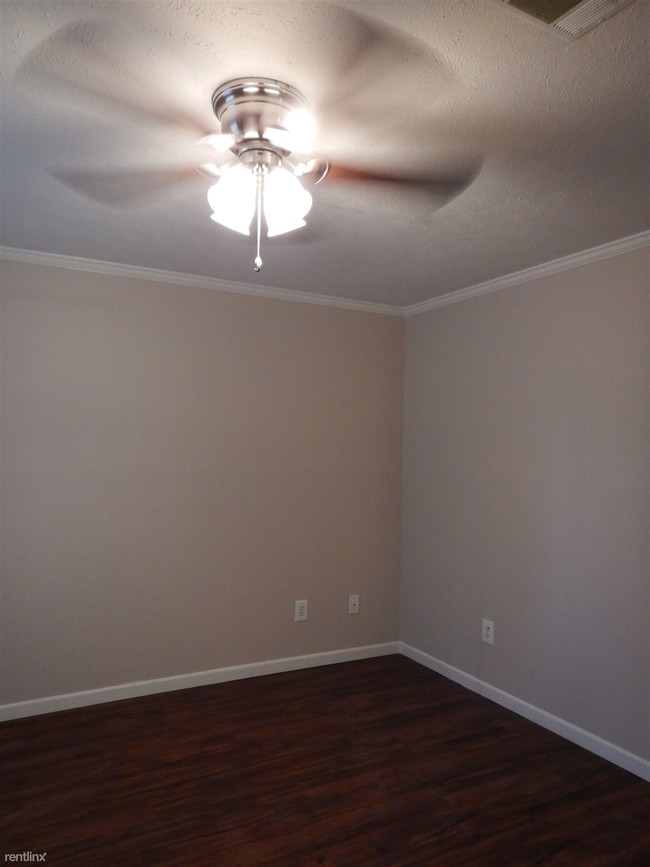 Building Photo - 2 br, 2 bath Duplex - 3613 Western St 3613...