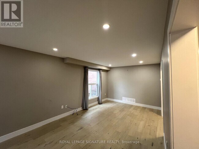 Building Photo - 5715 Prairie Cir