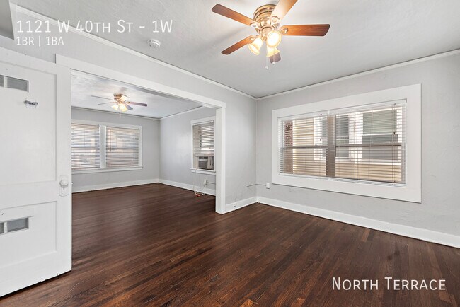 Building Photo - Freshly Renovated 1BR in Midtown KC – Wood...