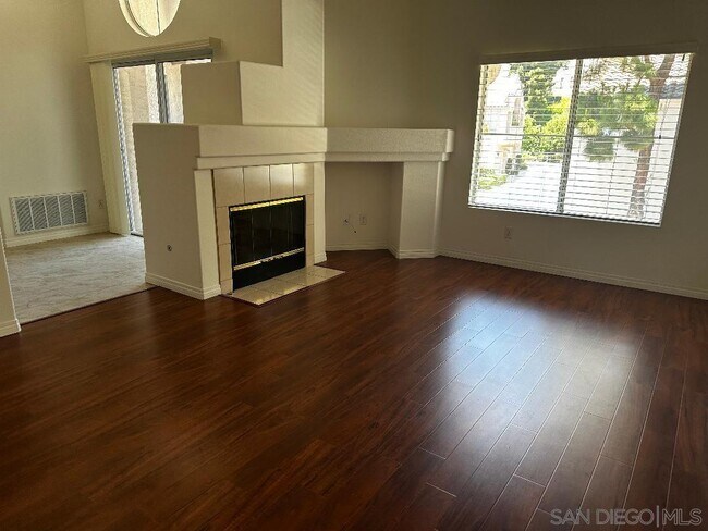 Foto del edificio - 5504 Renaissance Ave