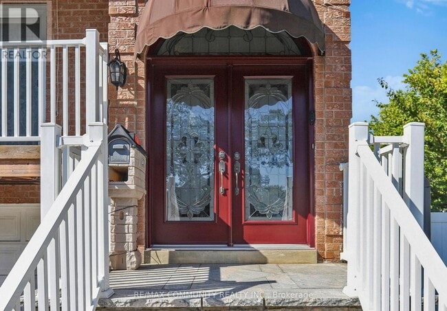 Photo du bâtiment - 54 Emcarr Dr