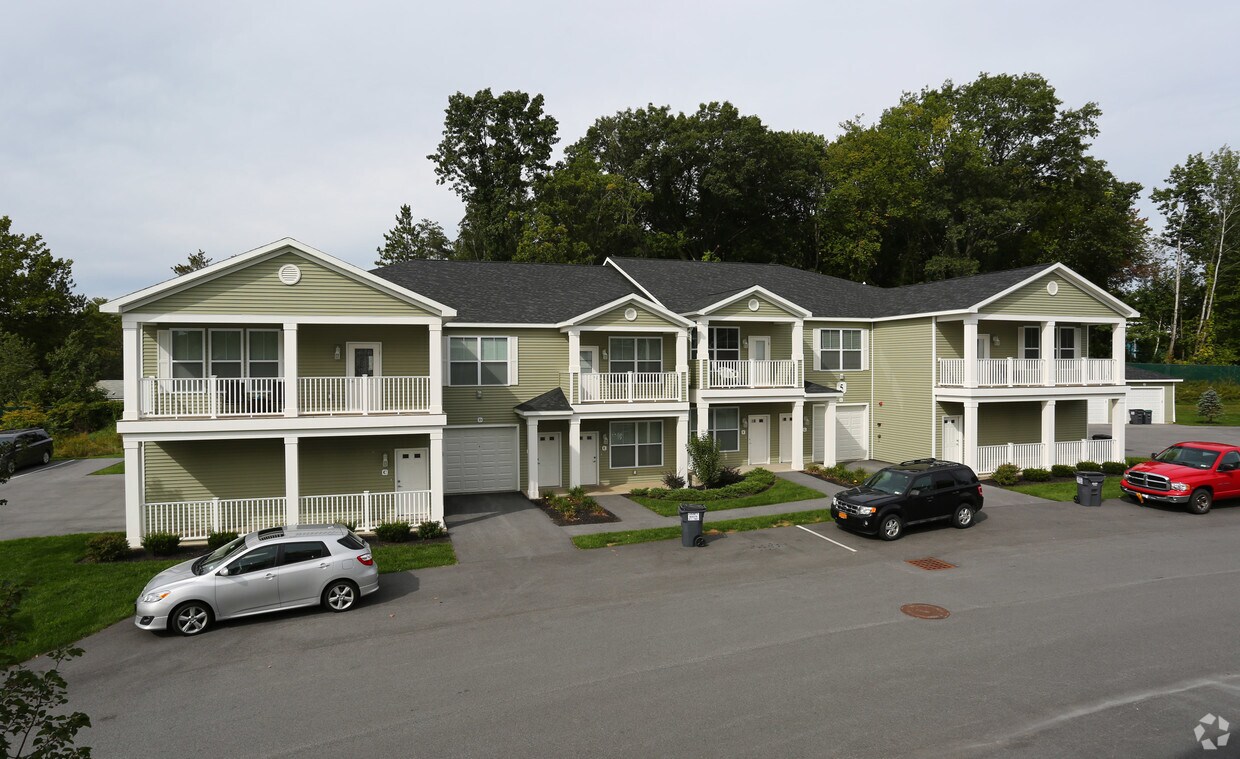 The Kensington at Halfmoon Apartments in Clifton Park, NY