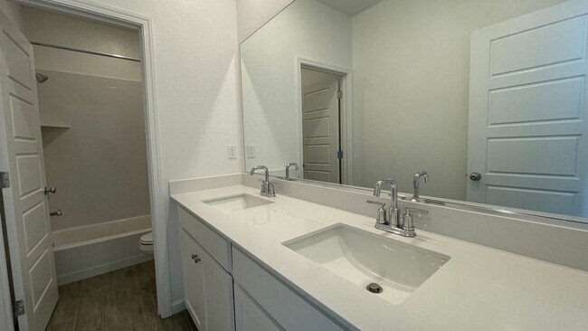 Foto del edificio - 8851 Boes Wy