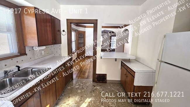 Building Photo - 1917 Cypress Ave