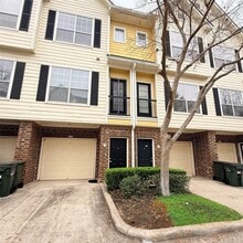 Building Photo - 9200 Westheimer Rd