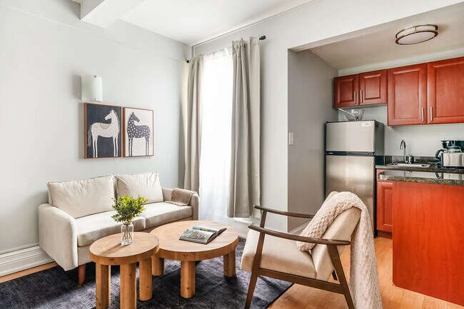 Foto del edificio - 240 W 73rd St