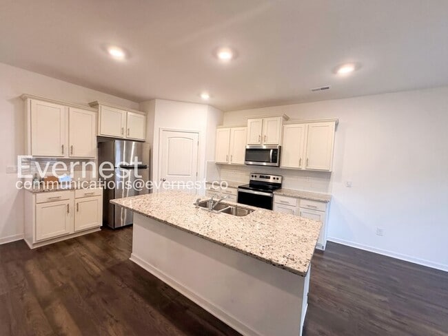 Building Photo - 7044 Turnberry Highlands Cv