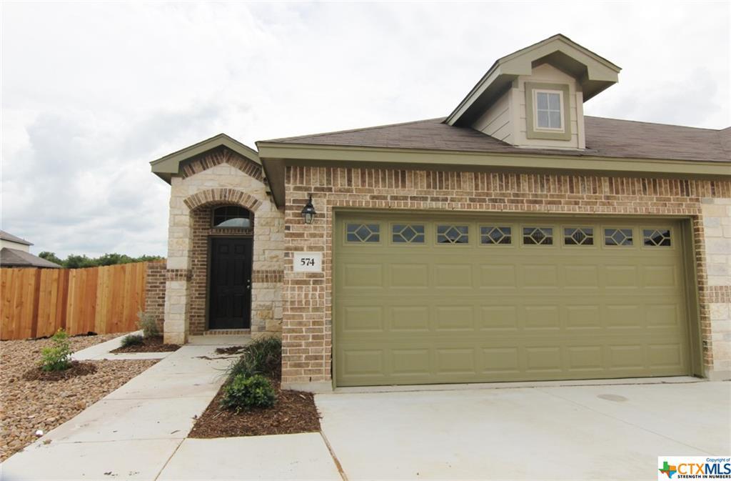 574 Creekside Frst, New Braunfels, TX 78130 Townhome Rentals in New