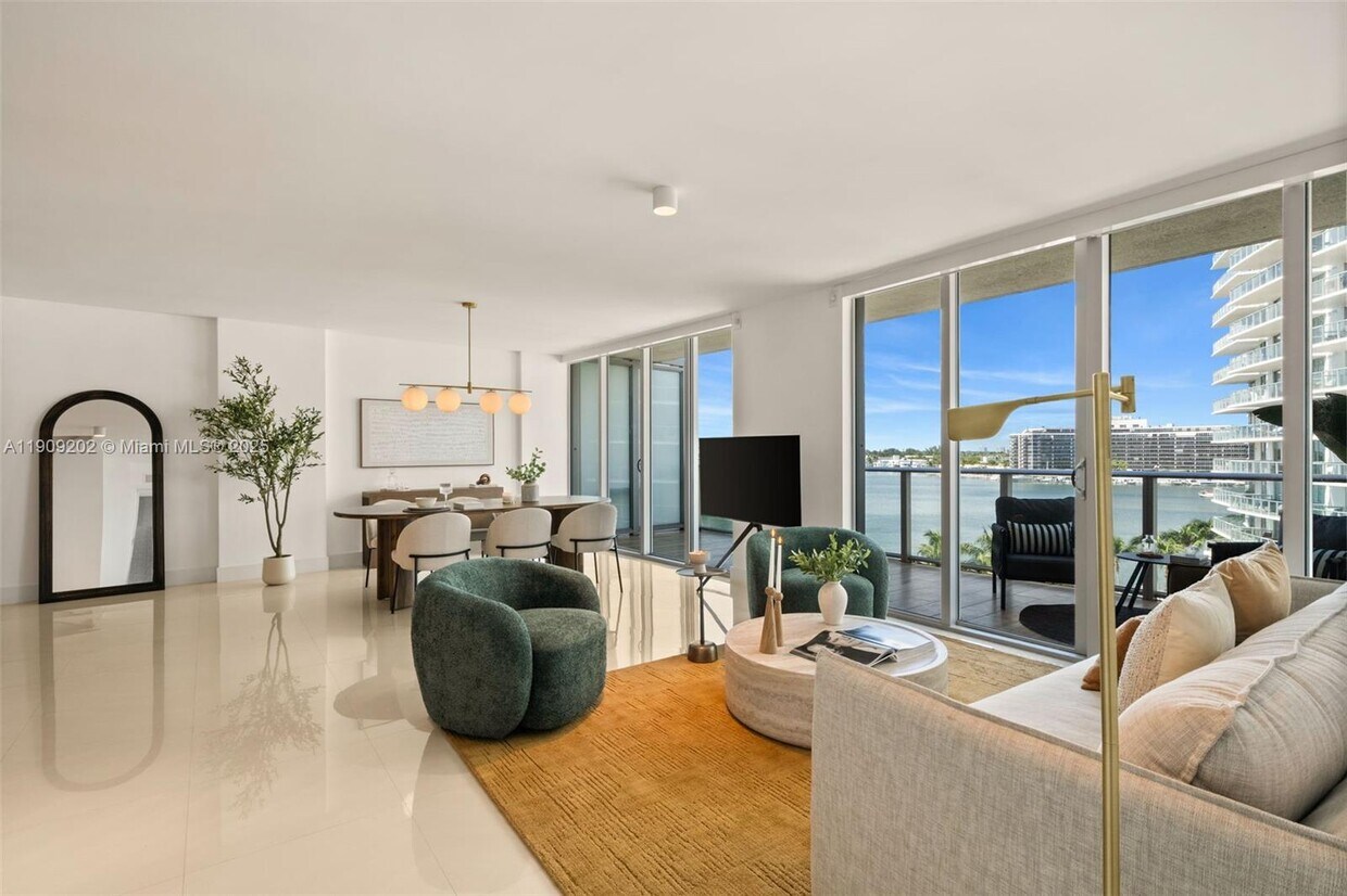 Foto principal - 6620 Indian Creek Dr