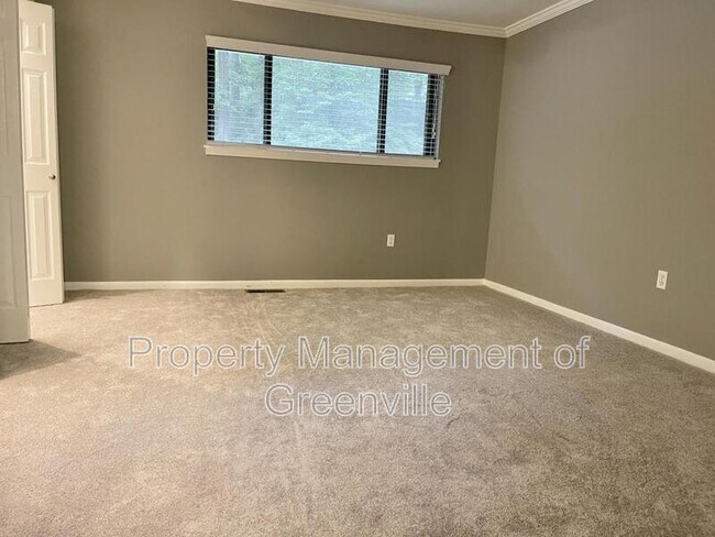Foto del edificio - 82 Briarview Cir