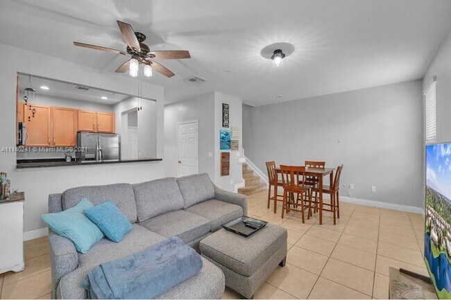 Building Photo - 11847 SW 26th St  11847 Miramar Fl 33025