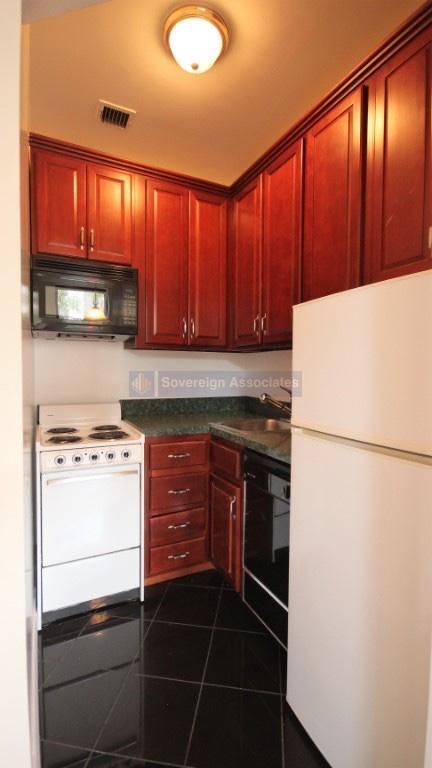 Building Photo - 460 West 50th Street