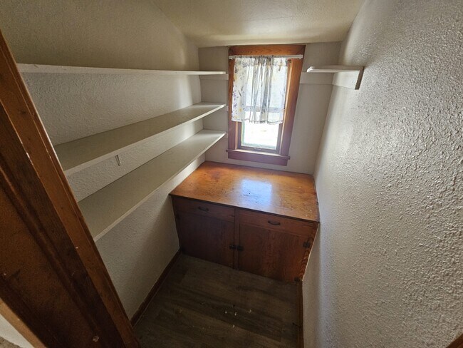 Building Photo - 5748 N 36th St