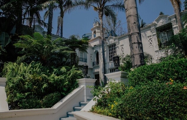 Foto del edificio - 8491 Fountain Ave