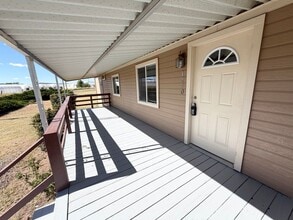 Building Photo - 1290 Prairiegrass Rd
