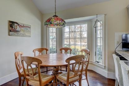 Foto del edificio - 332 Noyac Path