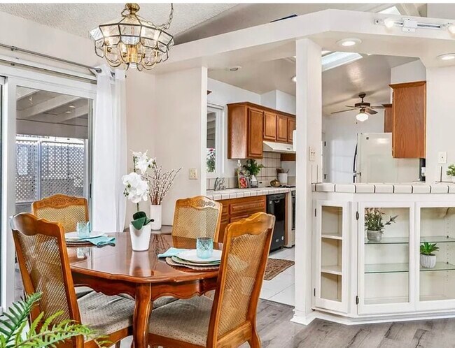 Foto del edificio - 2010 W San Marcos Blvd