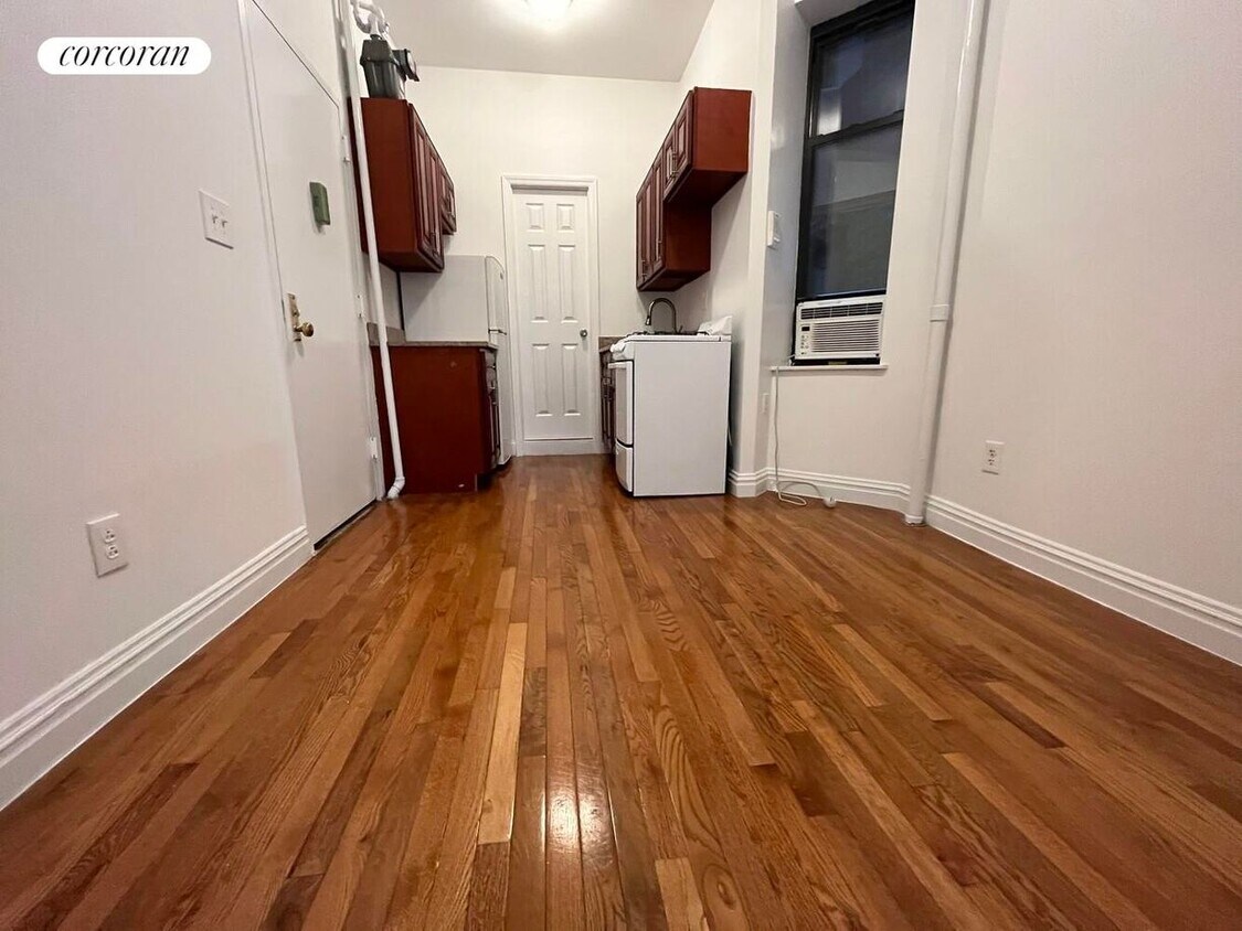 Foto del edificio - 169 E 99th St