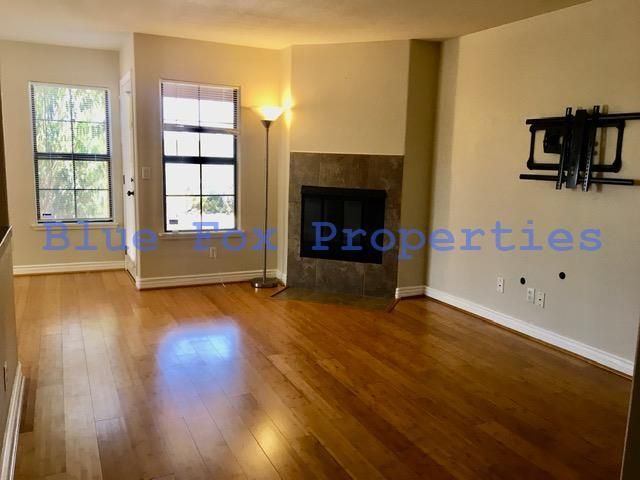Building Photo - 2 bed ground floor condo at Skyline Village