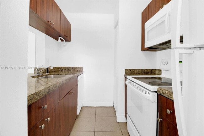 Photo - 9730 Hammocks Blvd Apartment