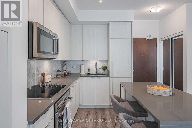 Building Photo - 38 Iannuzzi St