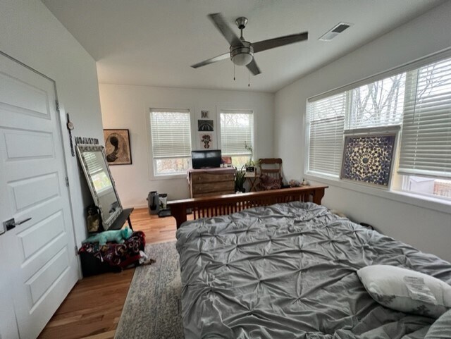 Foto del edificio - 1315 Bainbridge St