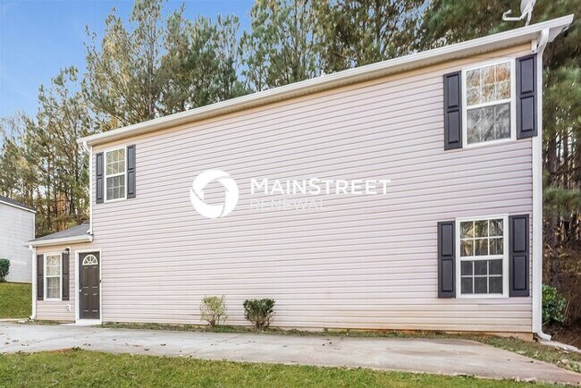 Building Photo - 4 Bedroom Pet-Friendly Home in Union City, GA with Main Street Renewal