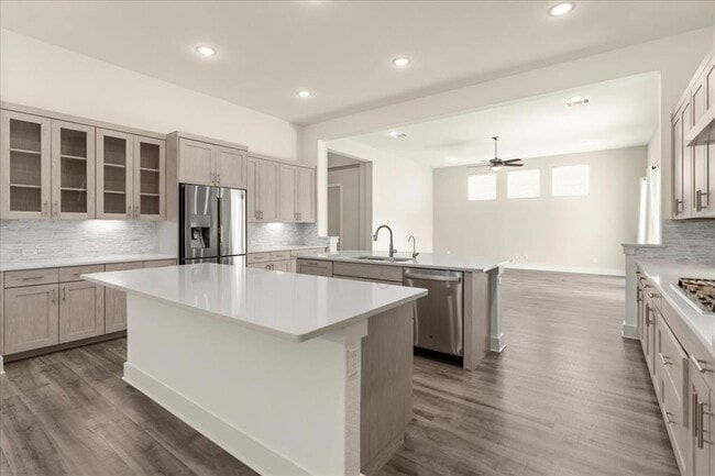 Foto del edificio - 6101 Antelope Well Ln