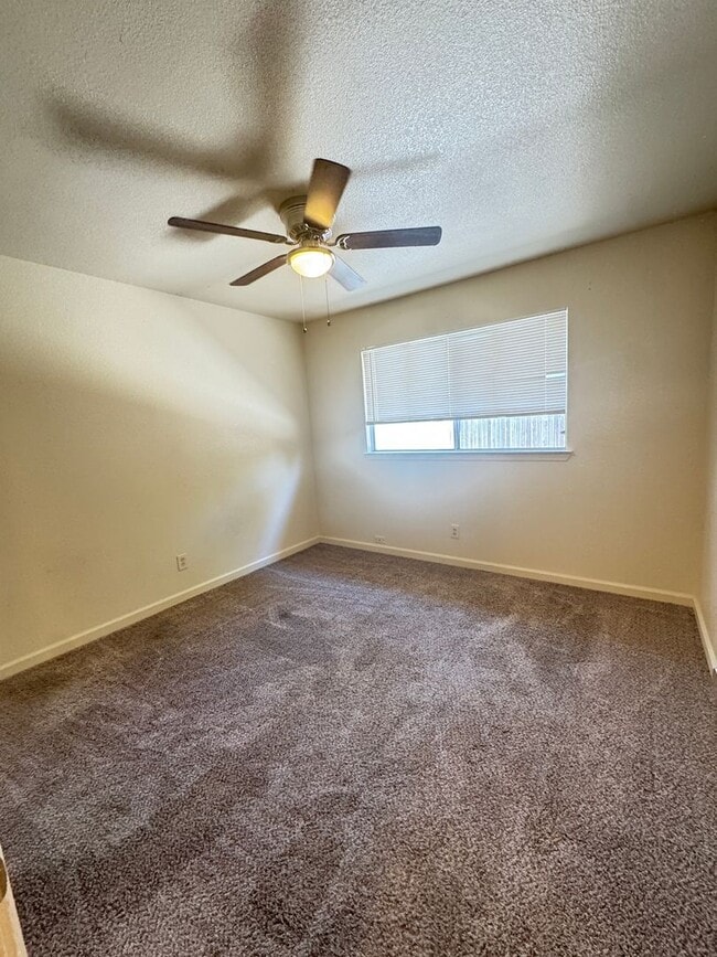 Foto del edificio - 3 bed 2 ba house in S. Yuba City