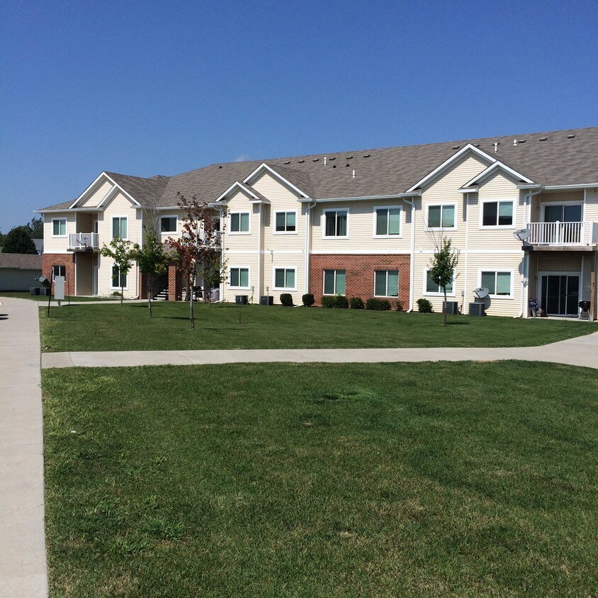 front - 1805 SW White Birch Cir