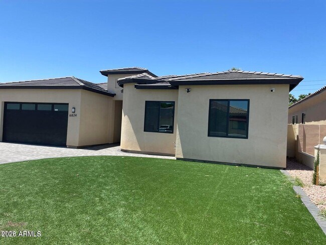 Foto del edificio - 6824 N 14th St