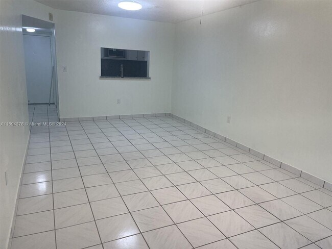 Building Photo - 10300 Coral Wy
