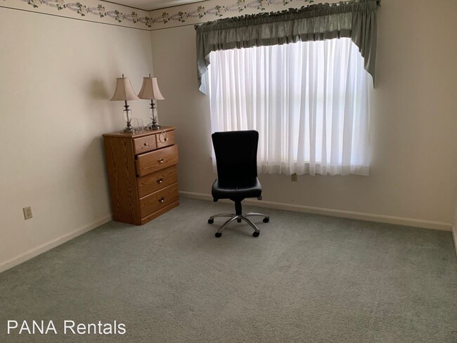 Building Photo - 2 br, 1.5 bath House - 105 Kelly Ct