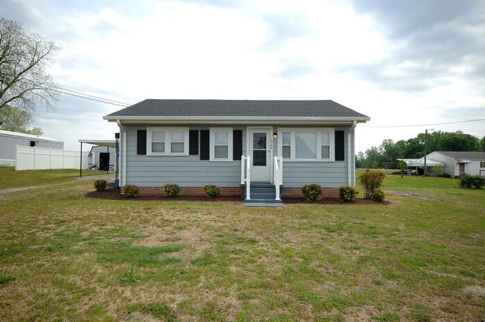 Foto principal - 1365 Thunder Swamp Rd