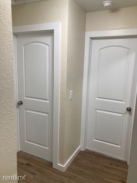 Foto del edificio - 2 br, 1 bath Duplex - 2451 7th Street B