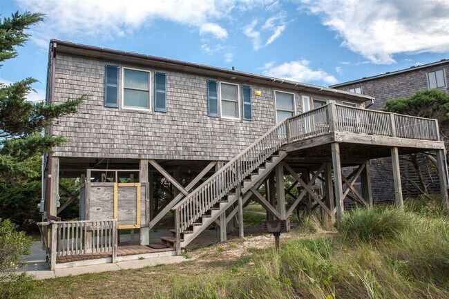 Foto del edificio - 54225 Shoresurf Ln