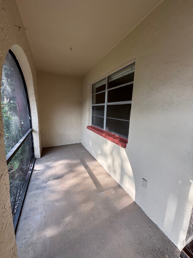 Foto del edificio - 2 Bed/2 Bath
