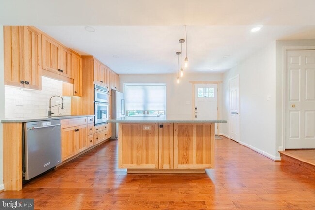 Building Photo - 11553 Pine Cone Ct