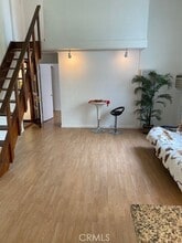 Building Photo - 1943 Vista Del Mar Ave