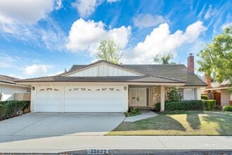 Building Photo - 32022 Grenville Ct