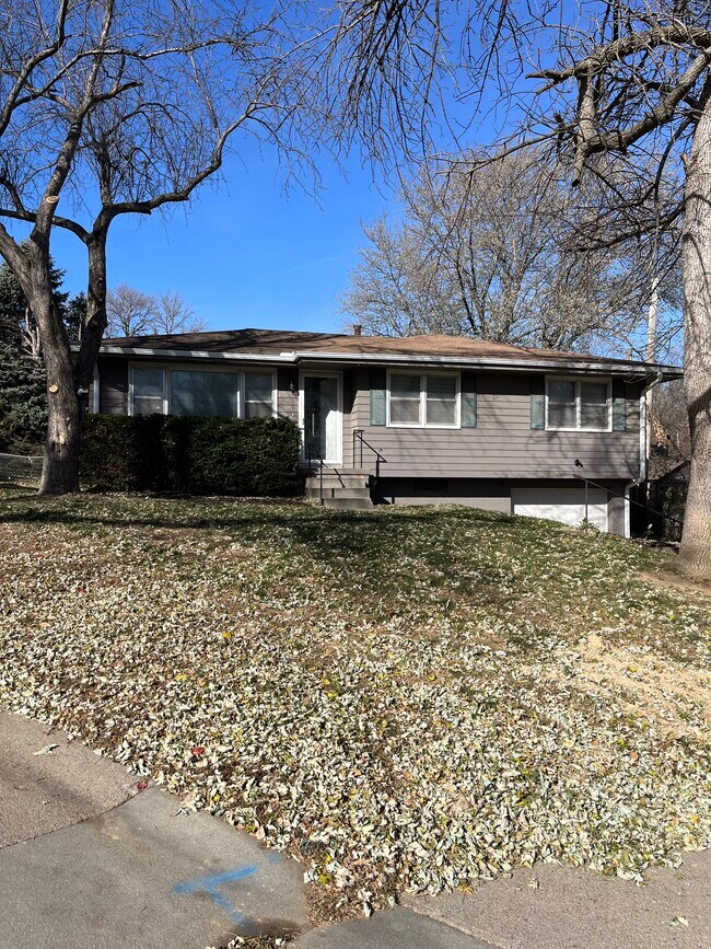 Building Photo - 4016 North 92nd Circle