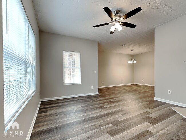 Building Photo - 2330 Marlin Dr