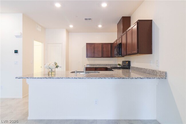 Foto del edificio - 3208 Brynley Ave