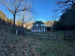 Primary Photo - 240 Crooked Run Rd