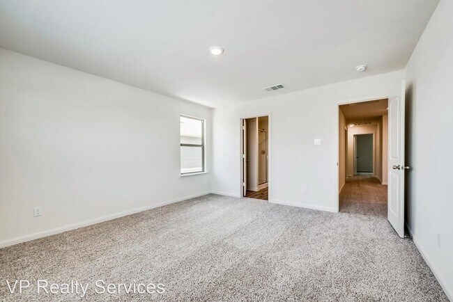 Foto del edificio - 3 br, 3 bath House - 307 Marsh Ln