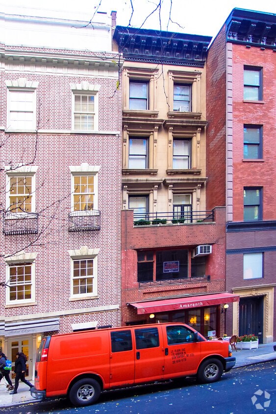 Side View - 21 E 62nd St