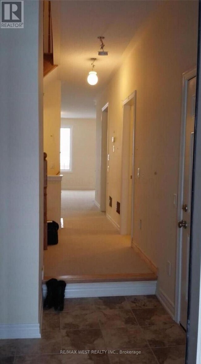 Building Photo - 90 Sky Harbour Dr