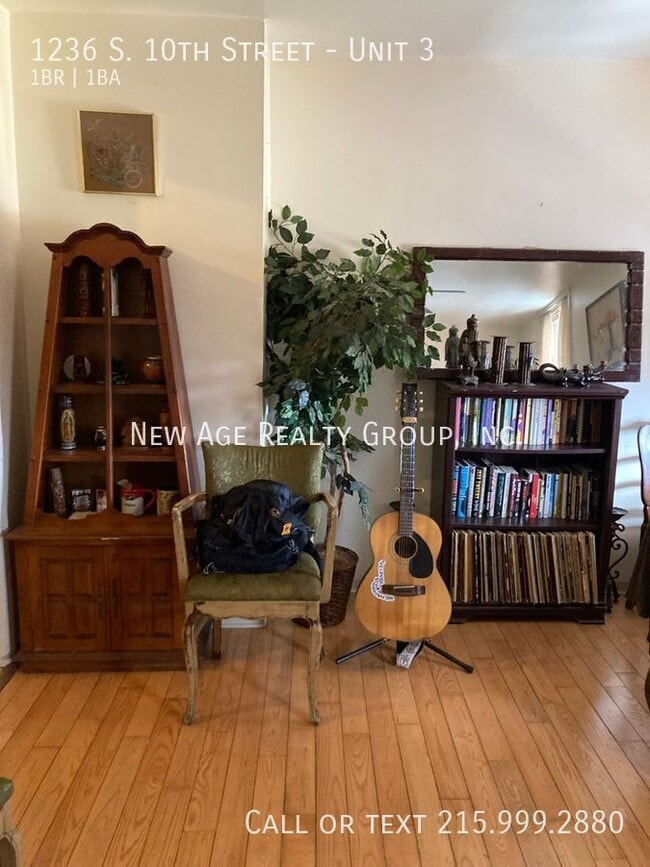 Building Photo - 1236 S 10th St