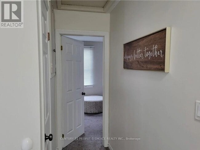 Building Photo - 8166 Paddock Trail Dr