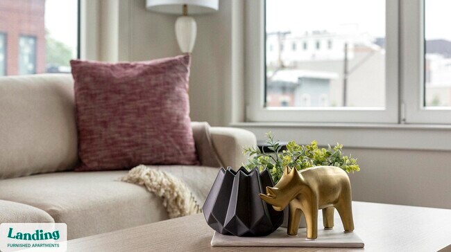 Building Photo - 1999 E Boston St